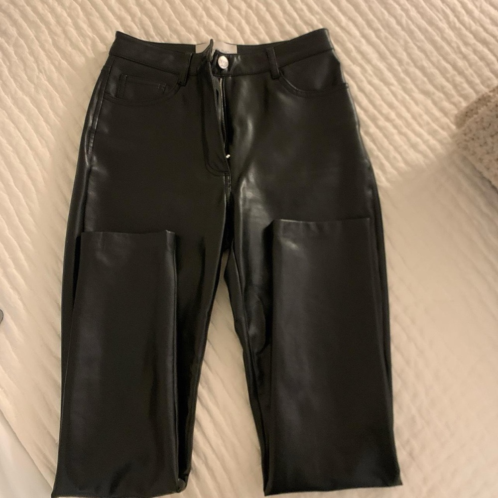 Aritzia Melinas